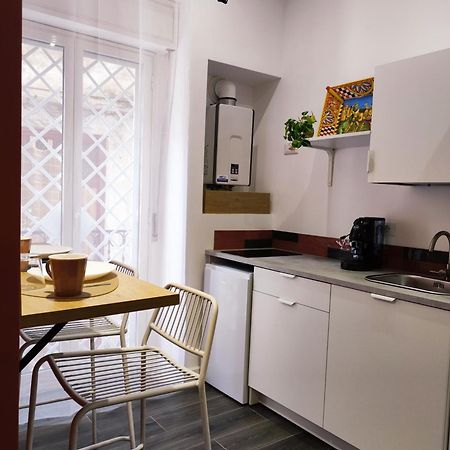 Donna Oliva Guest House Palermo Eksteriør bilde